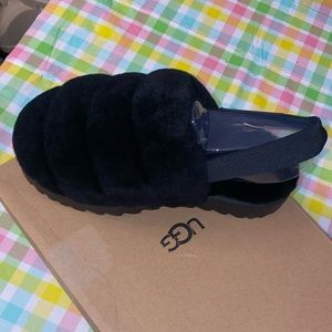 UGG fluff slipper